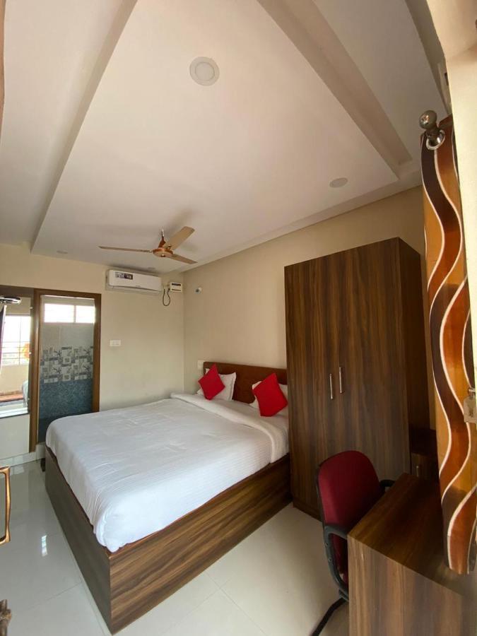 Hotel Renuka فيساخاباتنام المظهر الخارجي الصورة
